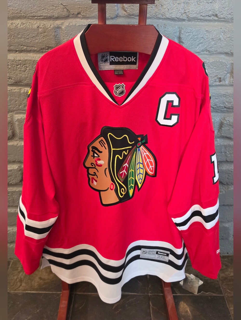 NWT Reebok NHL Chicago Blackhawks Jonathan Toews Jersey Men’s 3XL Captain